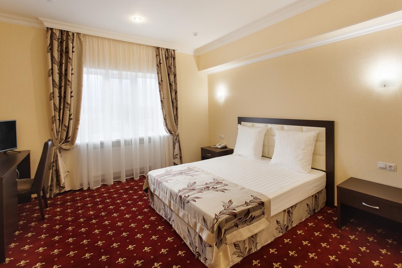 Mask Business Hotel Pyatigorsk Ngoại thất bức ảnh