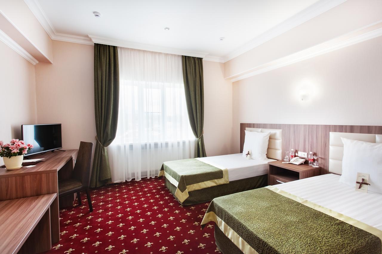 Mask Business Hotel Pyatigorsk Ngoại thất bức ảnh