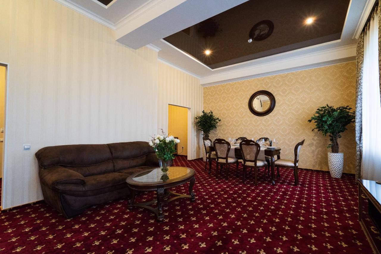 Mask Business Hotel Pyatigorsk Ngoại thất bức ảnh